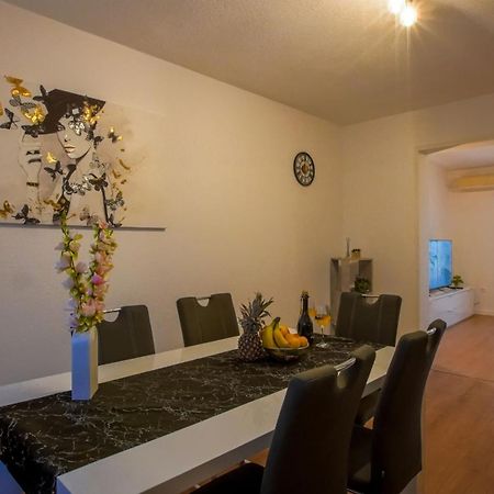 Apartman Mia With Pool1 Split Exterior foto