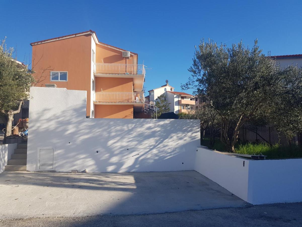 Apartman Mia With Pool1 Split Exterior foto