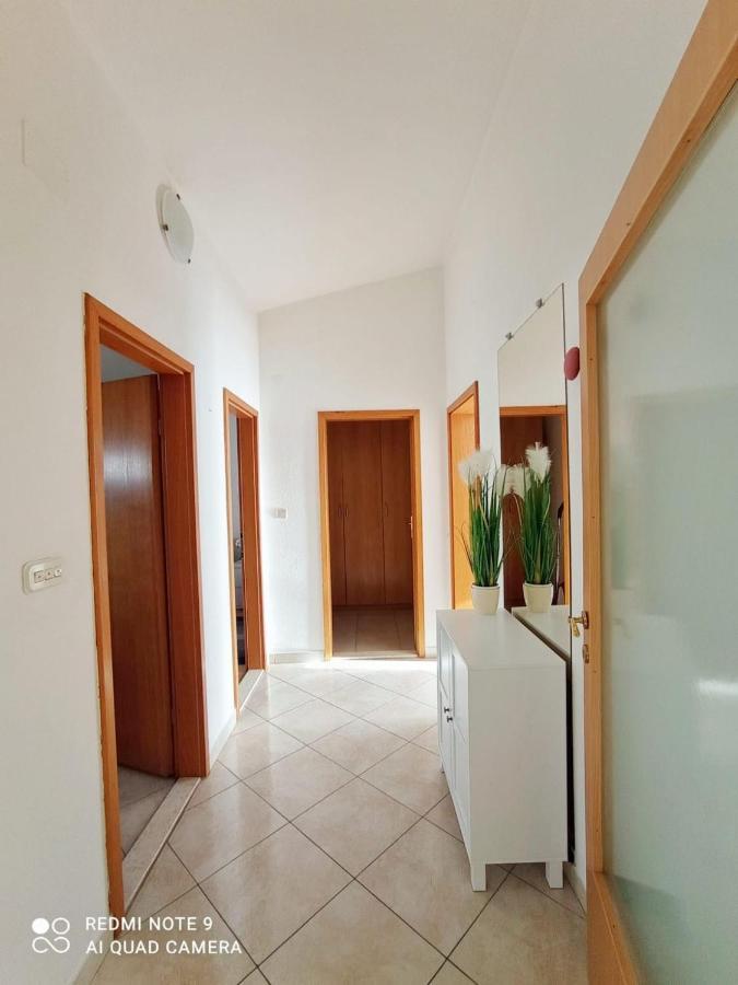 Apartman Mia With Pool1 Split Exterior foto