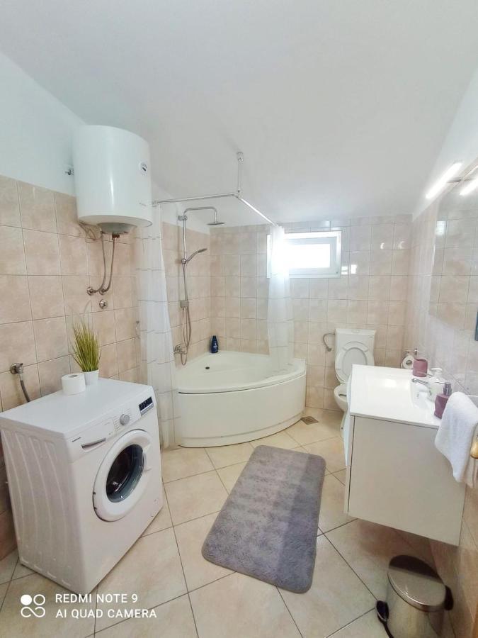 Apartman Mia With Pool1 Split Exterior foto